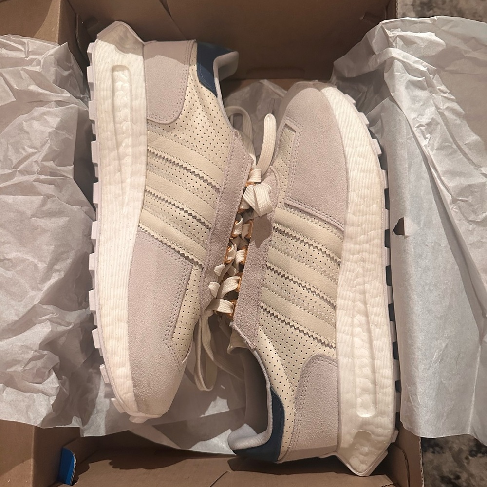Adidas Retropy new with box W/9 M/8 - Picture 3 of 8